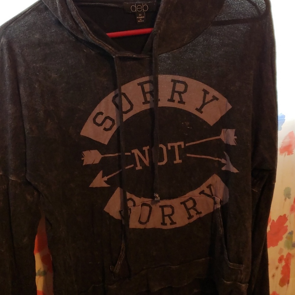 Juniors Top w/hood